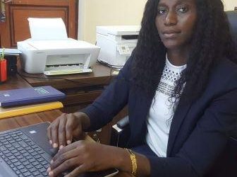 Citée dans un article de presse relatif à un présumé détournement de près de 700 millions, Aminata Condé ancienne DGA de l’ANAFIC réagi !!!