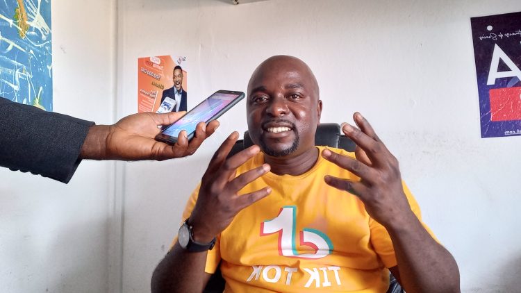 Robert  Théa, leader d&rsquo;opinion : « l&rsquo;annonce de la reprise des manifestations de rue par des partis politiques, est légitime et normale » !!!