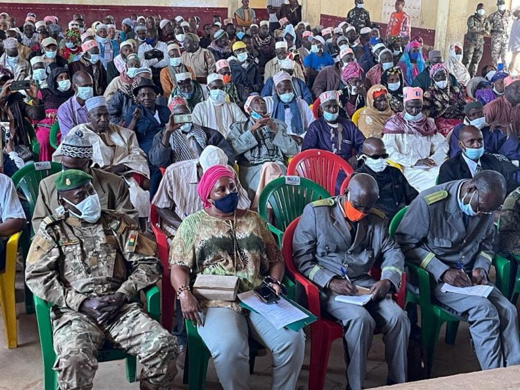 Rencontres avec les populations : Des conseillers nationaux arrivent à Kindia, Tougué, Mali, Lélouma, Koundara, Dinguiraye, Macenta, N’Zérékoré, Yomou et Faranah !!!