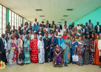 CNT: Les conseillers nationaux à l’intérieur du pays pour conférer avec les populations à la base (images)!!!