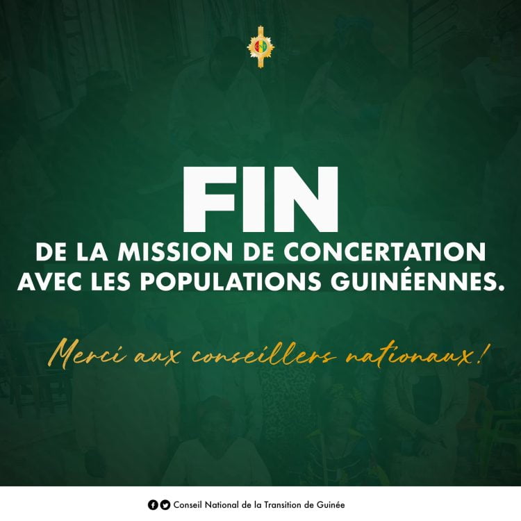 Palais du Peuple : Le président du CNT, Dr Dansa Kourouma accueille ses collègues conseillers qui rentrent d’une mission !!!