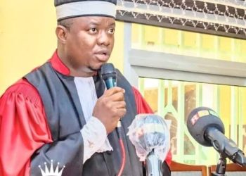 Suspendu pour ‘’faute disciplinaire’’, le Procureur Charles Wright réagi : « Entre l’injustice et la justice, j’ai choisi la justice… »