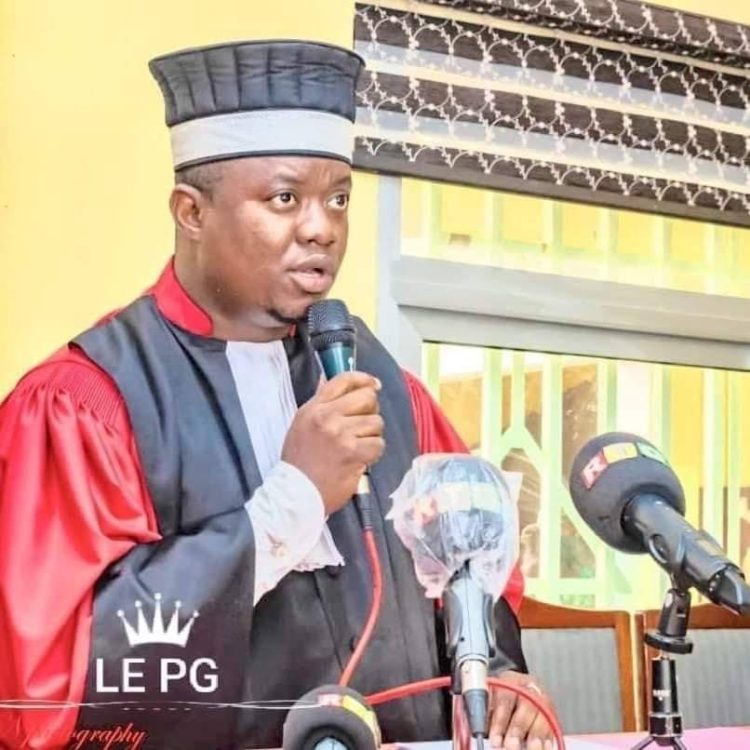 Suspendu pour ‘’faute disciplinaire’’, le Procureur Charles Wright réagi : « Entre l’injustice et la justice, j’ai choisi la justice… »