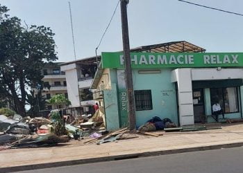 Démolition à la cité des professeurs de Donka (images) !!!