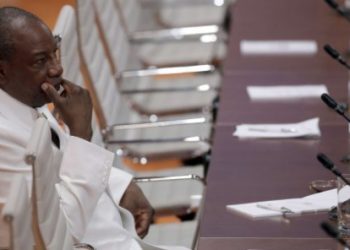 Depuis les Émirats Arabie Unis, l’ancien Président guinéen Alpha Condé fait des révélations qui créent la confusion (audio) !!!