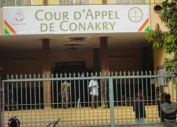 Le Procureur Général, Alphonse Charles Wright suspend deux officiers et annonce leur procès (Décisions) !!!