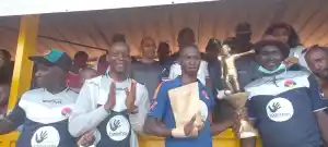 Mines-Sport : Le Directeur des opérations de UMS, Dani Wazni donne le coup d’envoi de la finale du tournoi de football doté du trophée du Consortium SMB-WINING