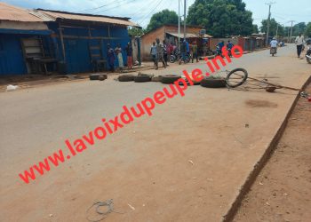 Mort d’un jeune à Dinguiraye, des jeunes en colère érigent des barrages et réclament justice!!!