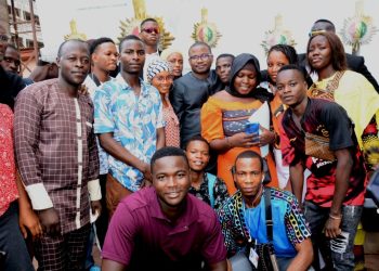 Coyah/ Bentourayah : Le Président du CNT, Dr Dansa Kourouma et certains conseillers ont animé une conférence débats à l’Université Amadou Dieng !!!