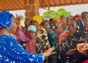 Immersion Gouvernementale à Kankan : Madame la Ministre de la Pêche et de l’Economie Maritime, Charlotte Daffé TOURE mène bien sa barque dans le Nabaya !!!