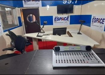 En grève pour l’amélioration de leurs conditions de vie et de travail, le collectif des travailleurs de la radio Espace Foutah suspend leur mot d’ordre de grève, le travail reprend ce lundi 27 juin 2022 (communiqué) !!!