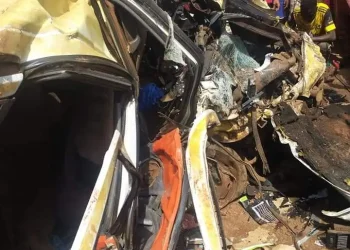 Boké : Un véhicule du cortège du Ministre de la Sécurité entre en collision avec un taxi, plusieurs morts et des blessés (source) !!!