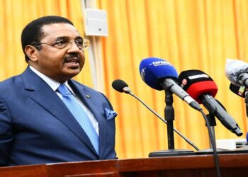 CNT : Le Ministre de la Santé, Mamadou Péthé Diallo promet d’améliorer le système vaccinal en Guinée !!!