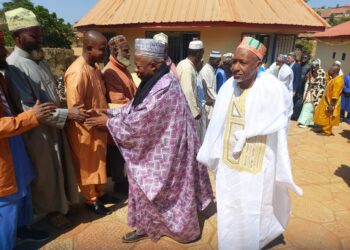 Moyenne Guinée : « Mettre fin à l’injustice », est la recommandation phare des sages du Fouta à l’émissaire du colonel Mamadi Doumbouya El Diériba Diaby !!!