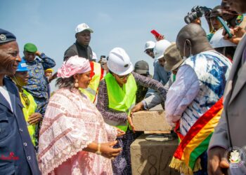 Faranah : ARANAH : La Ministre Dre Diaka Sidibé inaugure plusieurs infrastructures !!!