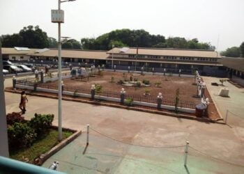 Hôpital Régional de Kankan : Quand le beau paysage camoufle une gestion catastrophique (Par Mohamed slem Camara) !!!