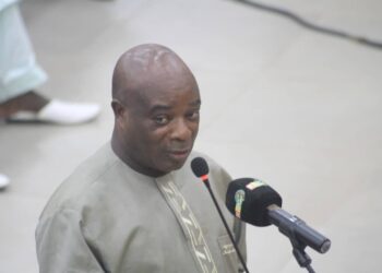 « Je demande au président et aux honorables assesseurs de me libérer, ne serait-ce que provisoirement » souhaite le colonel Blaise Goumou (déroulé) !!!