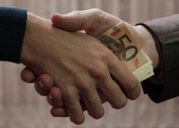 Guinée : Des cadres nommés pour la lutte contre la corruption poursuivis pour ‘’corruption’’ (copie) !!!