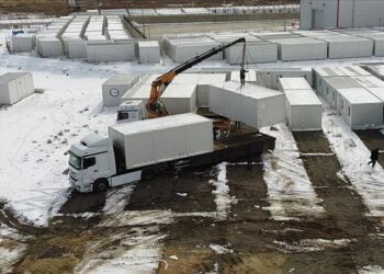 L’OTAN s’apprête à envoyer 1000 maisons préfabriquées aux victimes des séismes en Türkiye