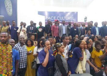 Entrepreneuriat et développement personnel : Le Coach Simon Ouedrago partage son expérience avec des jeunes Guinéens !!!