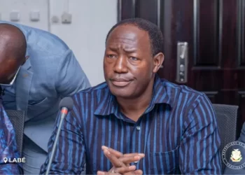 Construction de raffineries et des sièges par des sociétés minières : Le Ministre Moussa MAGASSOUBA a-t-il échoué face aux multinationales ???