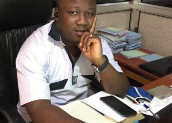 Les pressions sociales, un virus qui cause assez de dégâts dans nos familles (Par Aboubacar Camara)!!!