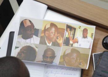 Procès des massacres du 28 Septembre : Une photo de six acteurs principaux exhibée au tribunal par François Lounceny Fall !!!