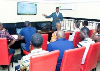 Conakry : Les concepts ‘’blockchain et crypto monnaies’’ enseignés par deux experts !!!