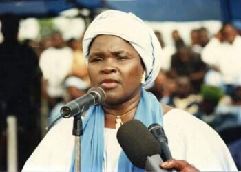 Feue Hadja Djéné Condé avait trois caractères, ‘’l’humilité, le sens de l’écoute et la solidarité’’, selon Hadja Saran Daraba Kaba !!!