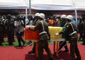 Aéroport AST de Conakry : Les autorités rendent un hommage à feue Hadja Djènè Condé, née Kaba !!!