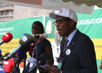 Infrastructures : « Plus de 4 000 milliards de francs guinéens investis dans le secteur des TP » selon El Gando Barry, ministre des travaux publics !!!