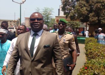 Après une petite pause, le dialogue entre les acteurs Guinéens reprend!!!