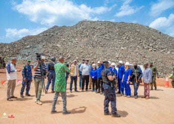 Electricité en Guinée : Le PM Dr Bernard Goumou effectue une visite sur le site d’Amaria !!!