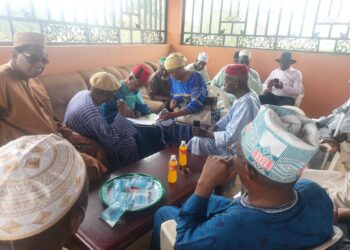 Vers une sortie de crise à Dinguiraye ? le Président Elhadj Amadou Cherif Ly a signé le rapport de la commission technique !!!