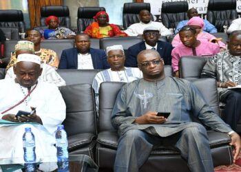 Débat d’orientation constitutionnelle au CNT : Le monde académique et des associations de Presse apportent leurs contributions (Plénière) !!!