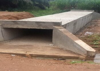 Yomou : Les travaux de bitumage des voiries urbaines arrêtés pour manque de financement !!!