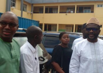 Justice: Fonikè Menguè et Cie répondent à leur procès!!!