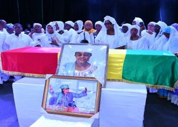 Décès de Hadja Rabiatou Serah Diallo : les Conseillers nationaux rendent un vibrant hommage à l’ex Présidente du CNT (Cel. Com CNT)!!!