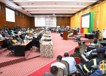 CNT : Présentation du document de programmation budgétaire 2024-2026 avec plus de 47 milles milliards de francs guinéens (Plénière) !!!