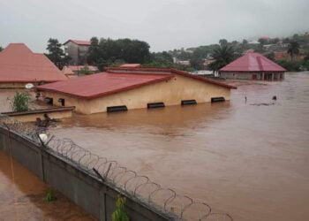 SOS pour des habitants de Coyah, dont les maisons sont inondées (images) !!!