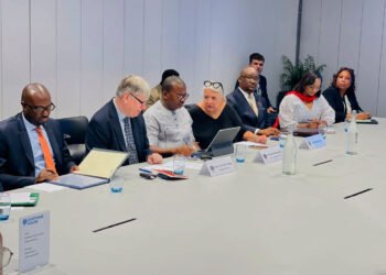 La Guinée face aux défis mondiaux : Dr Dansa KOUROUMA participe au Forum parlementaire à Londres (Cel. Com CNT)!!!