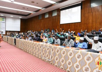 Economie/CNT : Le Document de programmation budgétaire pluriannuel 2024-2026 examiné et adopté par les conseillers nationaux !!!