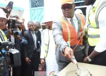 Infrastructures/Kaloum : Le PM lance les travaux d’extension du siège de la Haute Autorité de la Communication (HAC) !!!