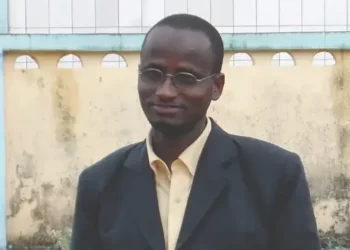 Censure de guineematin.com: Le journaliste-écrivain Habib Yembering Diallo appelle à la solidarité de la corporation!!!