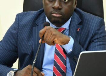 Examen de la LFR : les Commissions permanentes du CNT passent au scanner le budget rectifié de l’État exercice 2023 (Cel. Com CNT)!!!