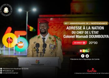 An 65 de l’indépendance de la Guinée : Col. Mamadi Doumbouya rend un vibrant hommage aux pères de l’indépendance, et appelle tous les Guinéens à s’inspirer du passé pour construire le futur (Discours audio) !!!