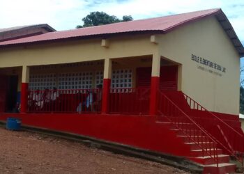 Éducation/Boké : remise officielle de 7 établissements rénovés et équipés par l’UMS, à travers la fondation Wazni !!