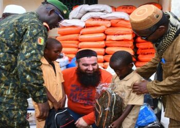 Orphelinat de Kindia (Khaliakhory) : une action humanitaire du CNT et de la Fondation « Al Mansour » en faveur de 170 enfants