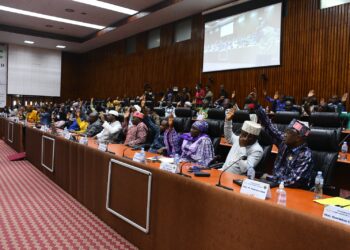 Economie : Le volet Recettes du PLFI 2024 adopté par des conseillers nationaux (Plénière) !!!