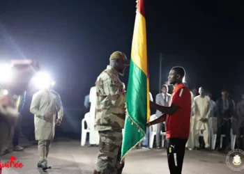 QG des Forces Spéciales : le Chef Suprême des armées remet officiellement le tricolore au Syli national !!!